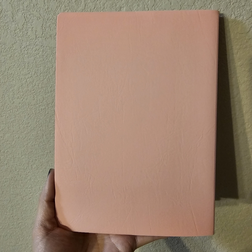 Pink Planner - Picture 2 of 6